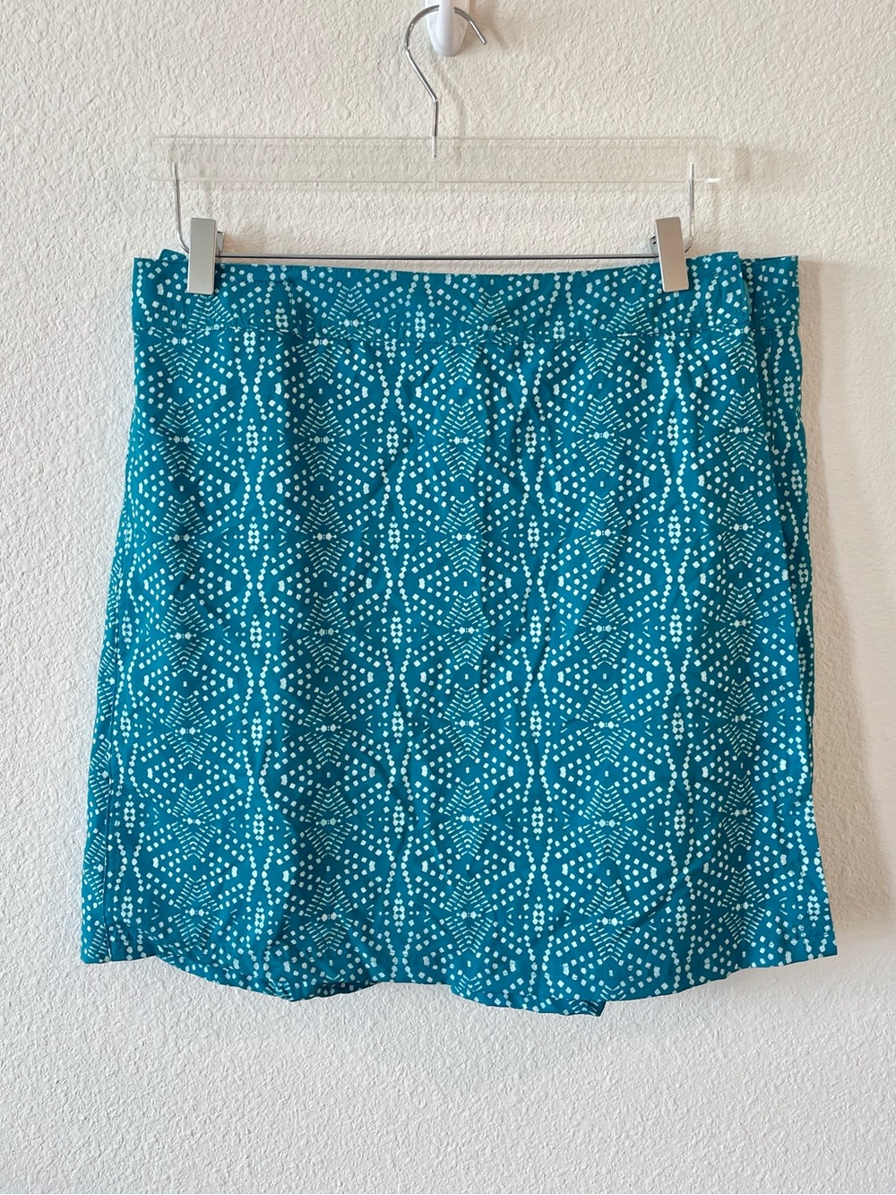 RipSkirt Hawaii Blue Teal Geo-Print Wrap Skirt